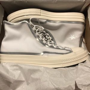 BRAND NEW, Original box & never worn. Mens 9.5 Converse Chuck 70 Tape seam.